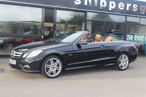 Black Used 2010 Mercedes E350 Cabriolet | £11,490 (Expensive) - Image 1/1