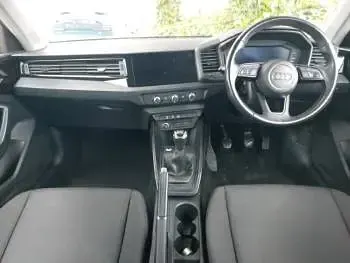 Used Audi A1 Design 116 HP (85 kW) 2019 White SUV