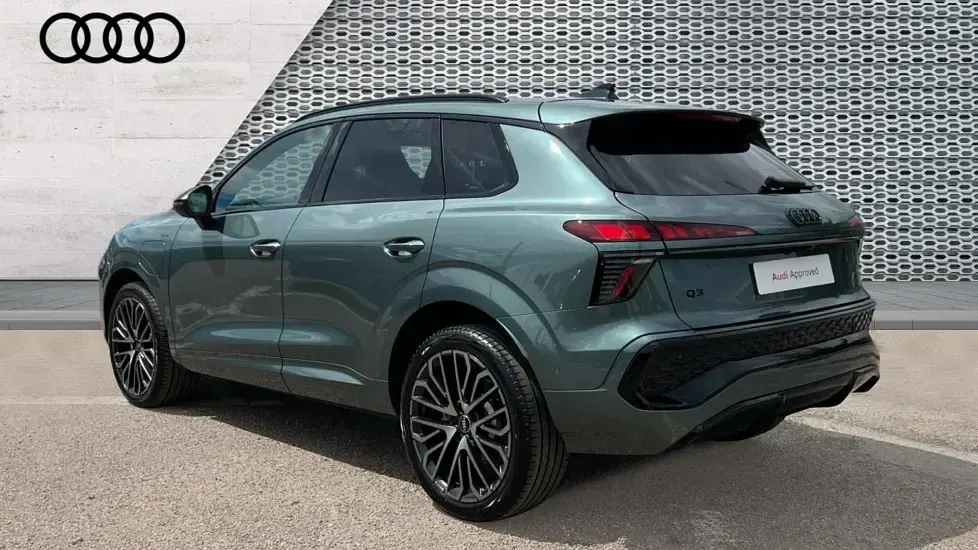 Used Audi Q3 Advanced 272 HP (200 kW) 2026 Green SUV