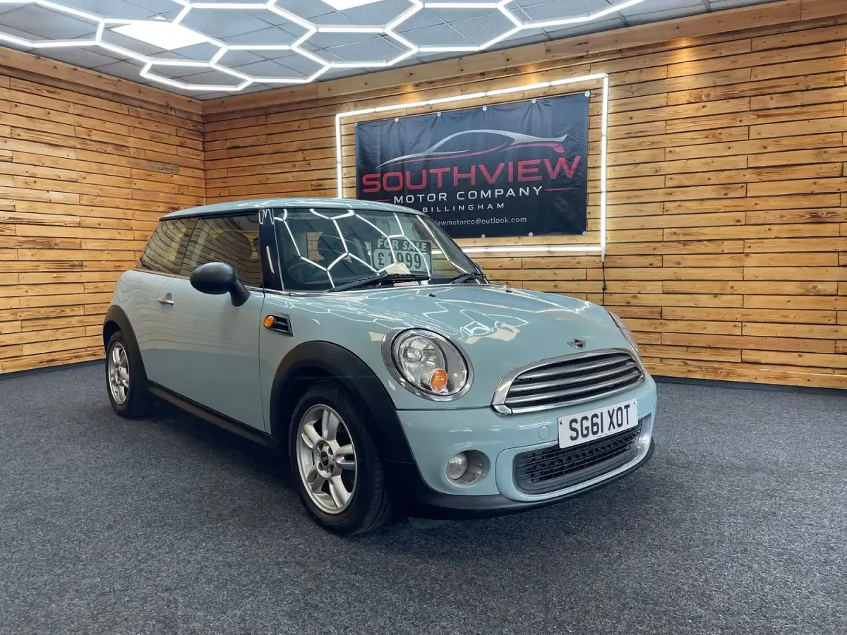 Used Mini ONE Hatch 98 HP (72 kW) 2011 Blue Hatchback
