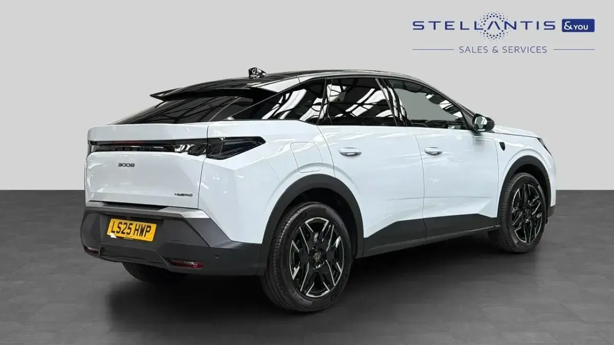 New Peugeot 3008 GT 134 HP (98 kW) 2025 White SUV