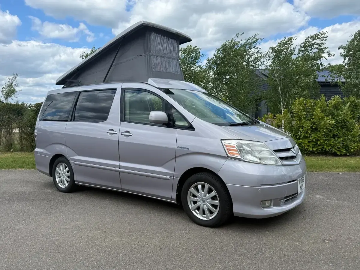 Used Toyota Alphard 2017 Silver MPV
