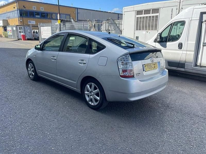 Used Toyota Prius 2008 Silver Hatchback