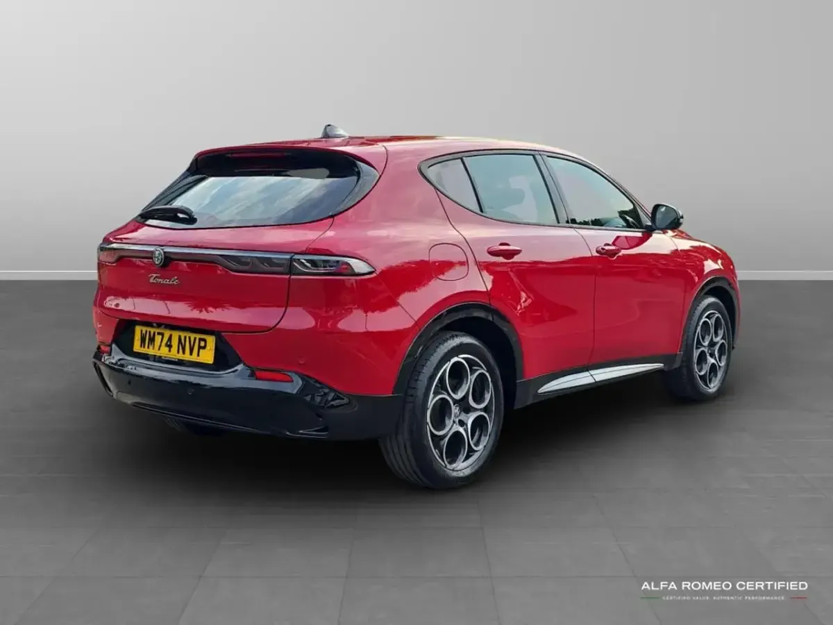 Used Alfa Romeo Tonale Sprint 158 HP (116 kW) 2024 Red SUV