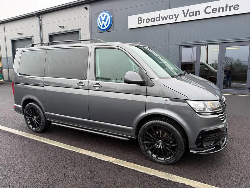 Used VW Shuttle SE 150 HP (110 kW) 2020 Grey MPV