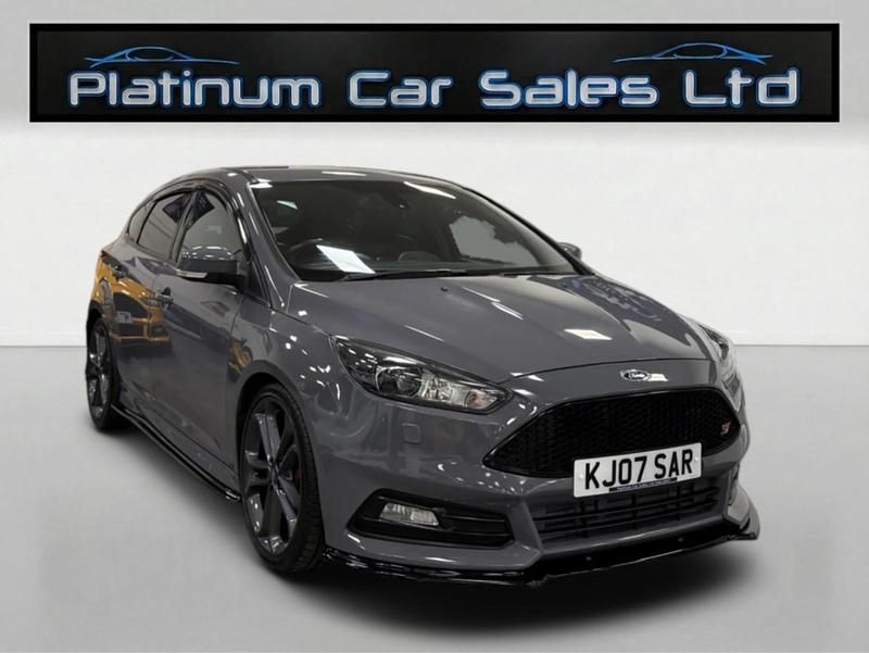 Used Ford Focus ST 185 HP (136 kW) 2016 Grey Hatchback