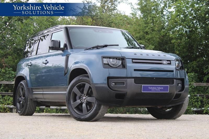 Used Land Rover Defender SE 2021 Blue SUV