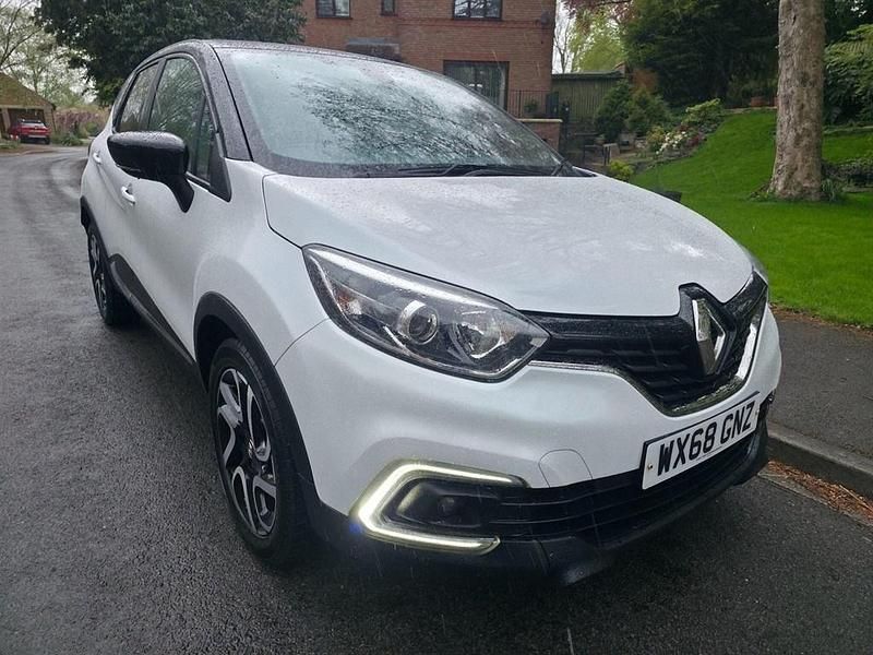 Used Renault Captur Iconic 2018 White SUV