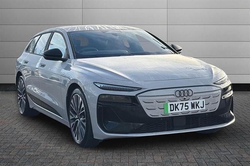 Used Audi A6 e-tron Comfort 210 kW (286 HP) 2025 Siam beige Estate