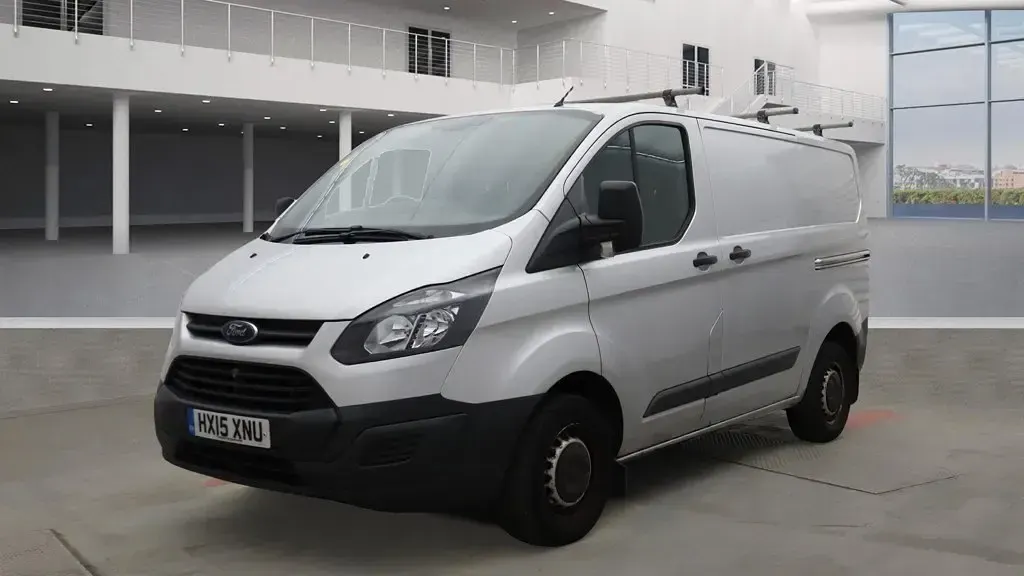 Usado Ford Transit Custom 125 HP (91 kW) 2015 Prateado Van