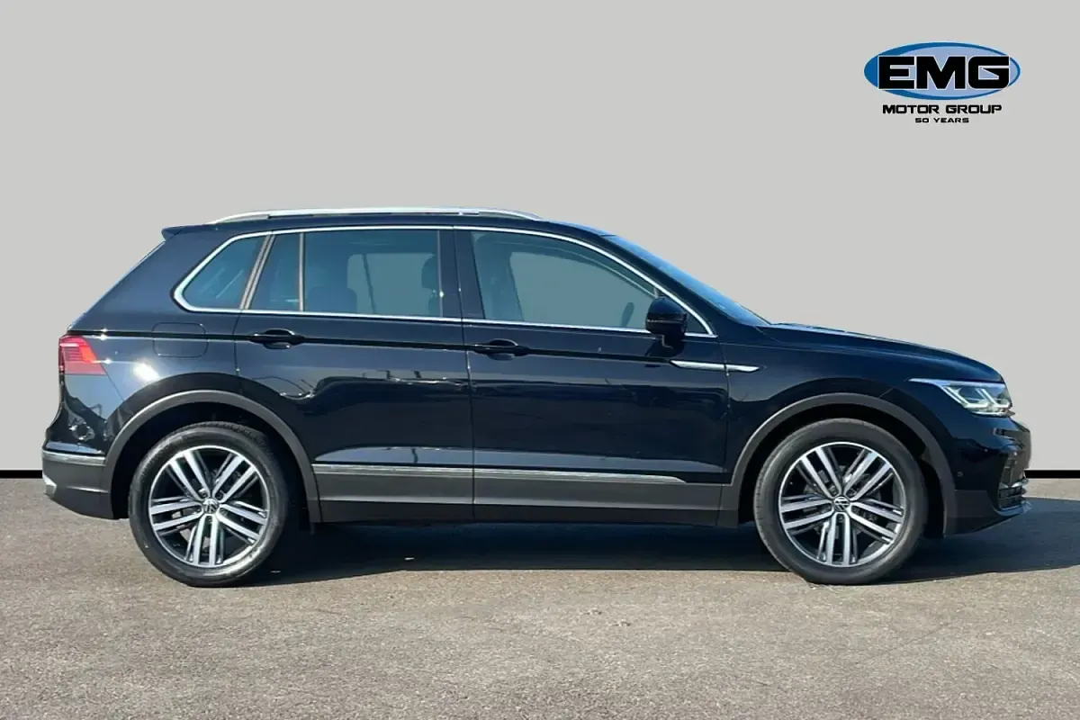 Used VW Tiguan Elegance 150 HP (110 kW) 2022 Black SUV