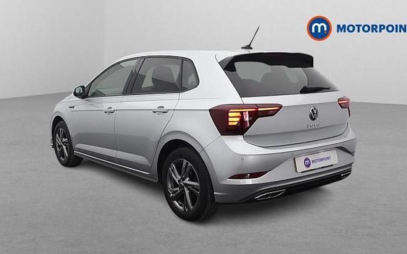 Usado VW Polo R-line 110 HP (80 kW) 2024 Citadino