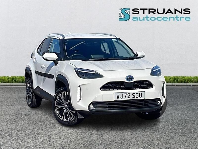 White Used 2022 Toyota Yaris Cross SUV | £22,495 (Super price) - Image 1/4