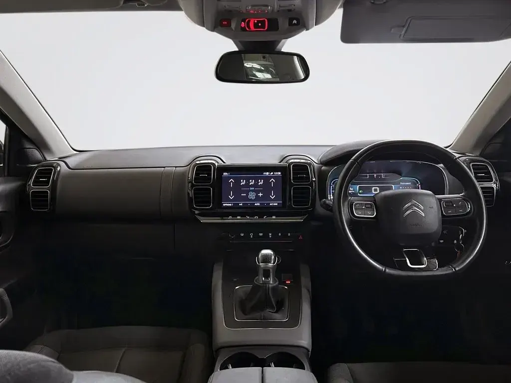 Used Citroën C5 Flair 130 HP (95 kW) 2019 Blue Hatchback