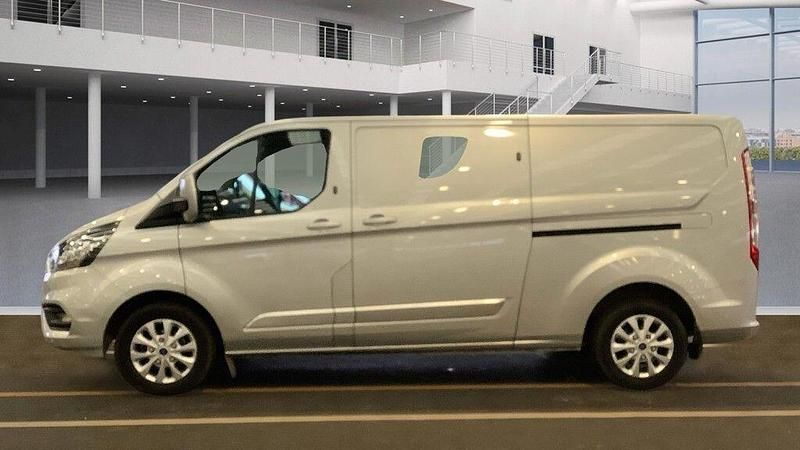 Used Ford Transit Custom Limited 130 HP (95 kW) 2021 Silver Van