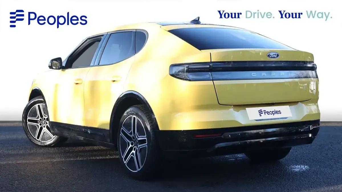 Used Ford Capri Premium 210 kW (286 HP) 2024 Yellow SUV