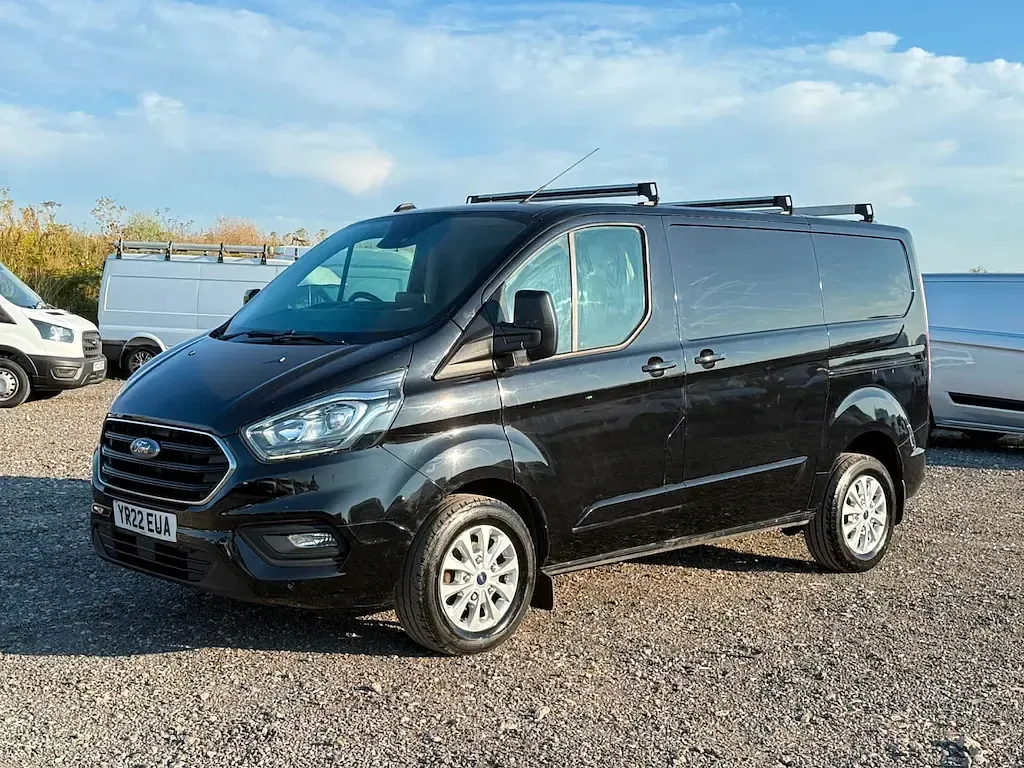 Used Ford Transit Custom Limited 130 HP (95 kW) 2022 Black Van