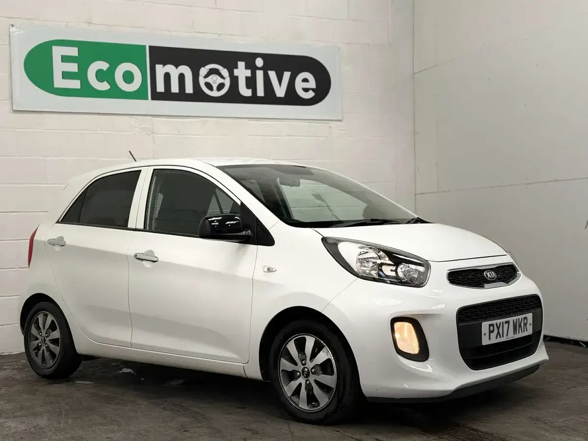 Used Kia Picanto 84 HP (61 kW) 2017 White Hatchback