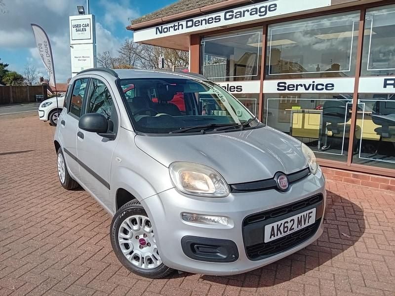 Used Fiat Panda Easy 85 HP (62 kW) 2012 Silver Hatchback