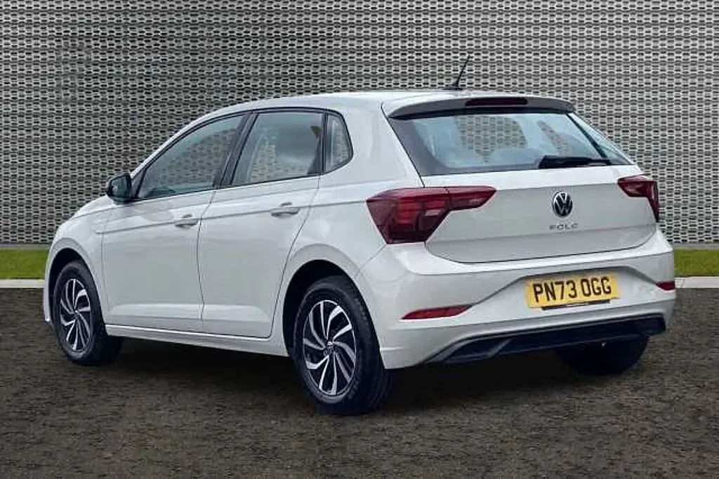 Begagnad VW Polo 80 HK (58 kW) 2023 Halvkombi