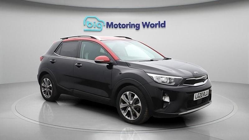 Used Kia Stonic 118 HP (86 kW) 2020 Black SUV