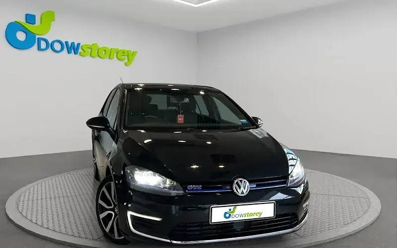 Used VW Golf VII GTE 204 HP (150 kW) 2016 Hatchback