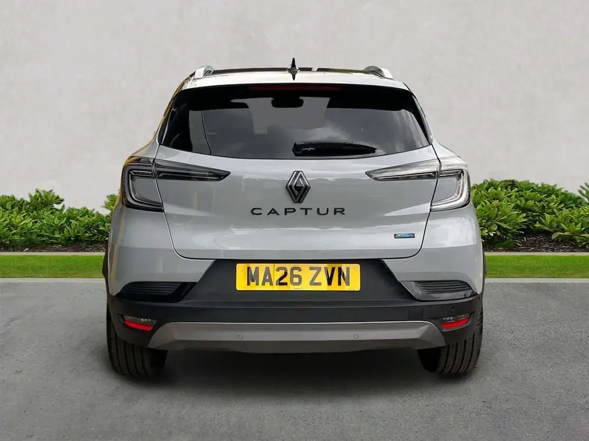 New Renault Captur Esprit Alpine 160 HP (117 kW) 2026 Grey/black SUV