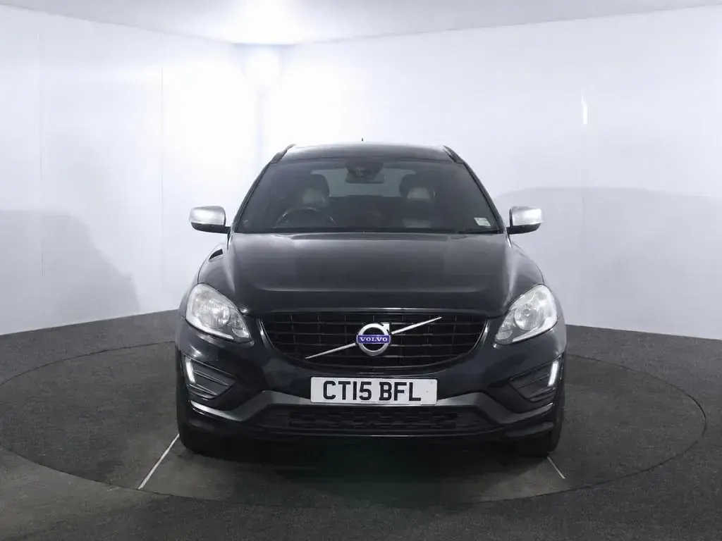 Used Volvo XC60 R-Design 190 HP (139 kW) 2015 Black SUV