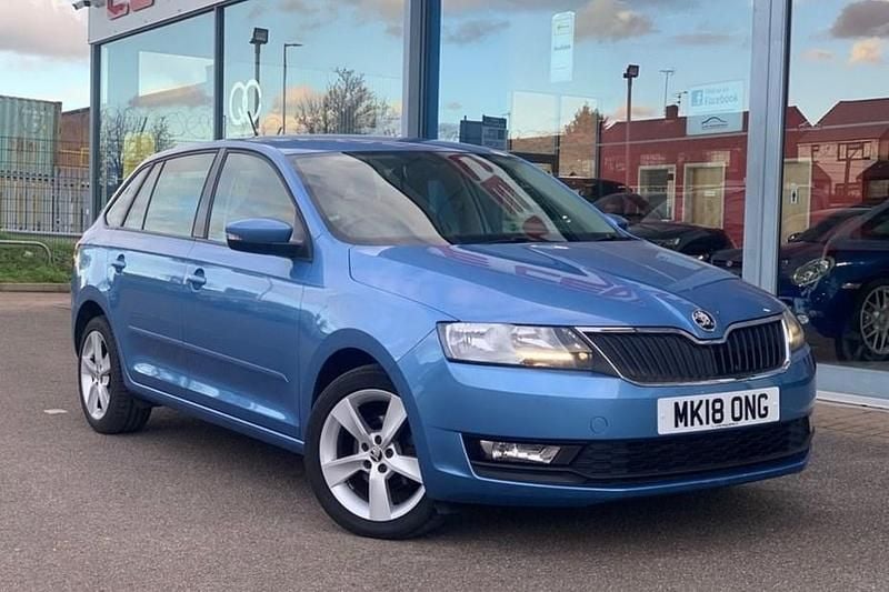 Used Skoda Rapid SE 95 HP (69 kW) 2018 Blue Hatchback