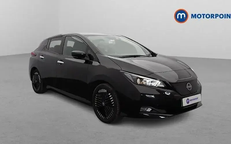 Used Nissan Leaf N-Connecta 110 kW (150 HP) 2025 Hatchback