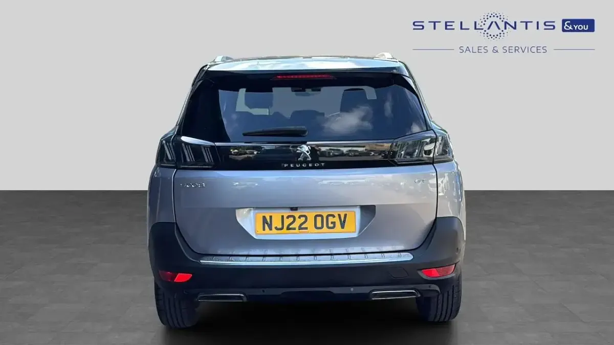 Used Peugeot 5008 Premium 129 HP (94 kW) 2022 Grey SUV