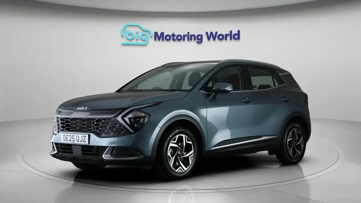 Usado Kia Sportage 159 HP (116 kW) 2024 Cinzento SUV