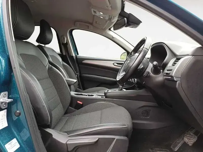 Used Renault Arkana Version S 2023 Blue SUV