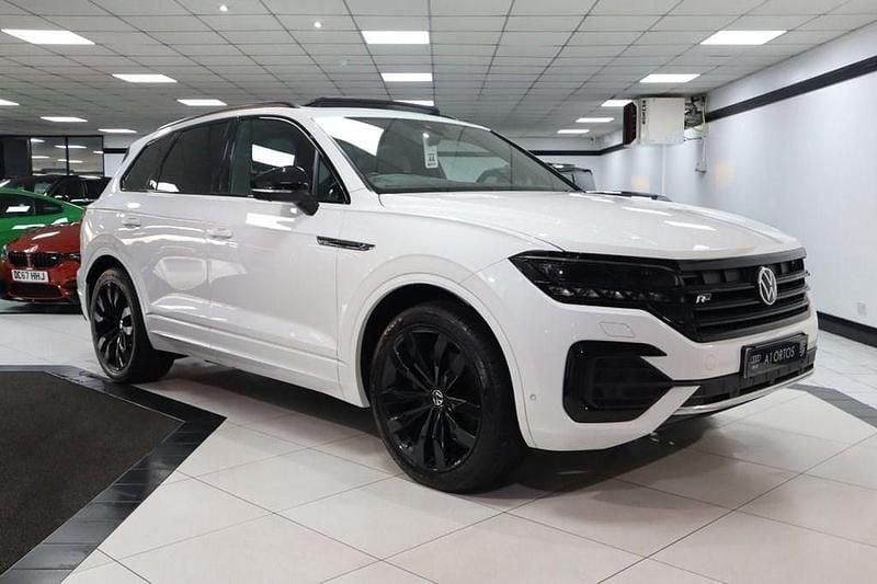 White Used 2020 VW Touareg Black Edition SUV | £34,949 (Fair price) - Image 1/4