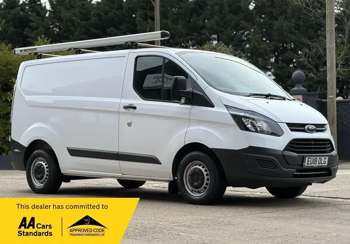 Begagnad Ford Transit Custom 105 HK (77 kW) 2018 Vit Van