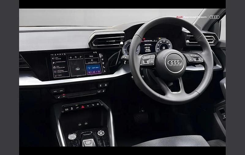 Image 2/4