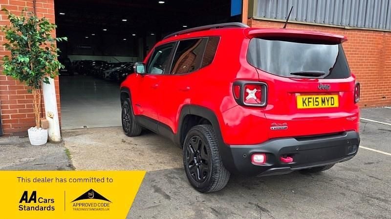 Used Jeep Renegade Trailhawk 170 HP (125 kW) 2015 Red SUV