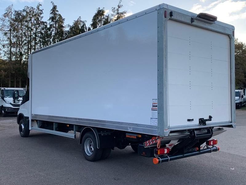 New Iveco Daily 180 HP (132 kW) 2025 White