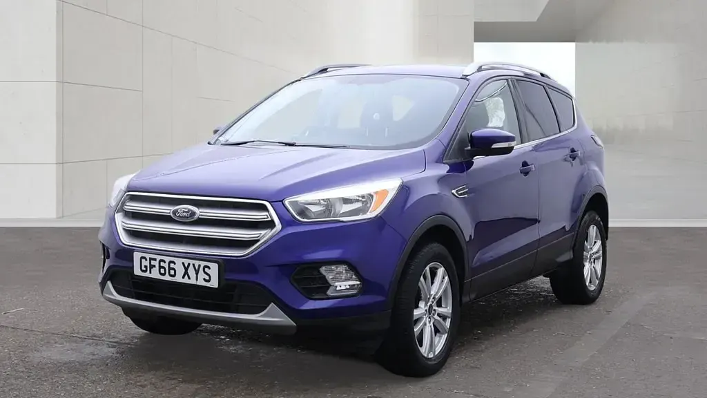 Used Ford Kuga Zetec 120 HP (88 kW) 2016 Blue SUV