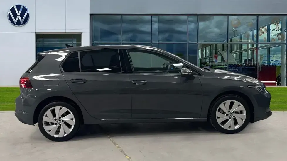 Used VW Golf VIII Match 204 HP (150 kW) 2025 Dolphin grey
