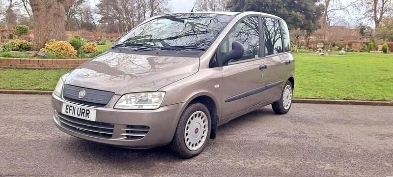 Used Fiat Multipla Dynamic 2011 Metallic grey MPV