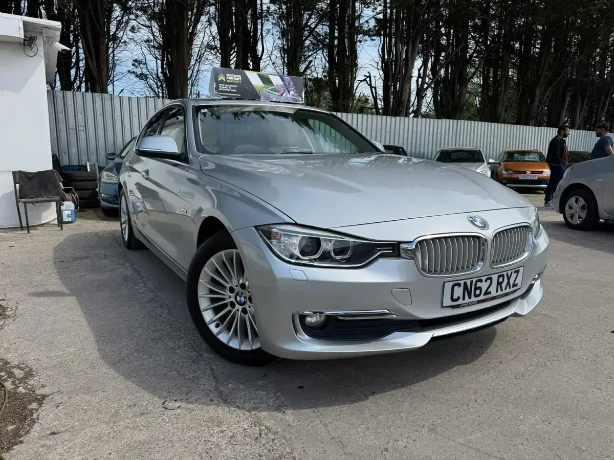 Used BMW 318 Luxury Line 143 HP (105 kW) 2012 Silver Sedan