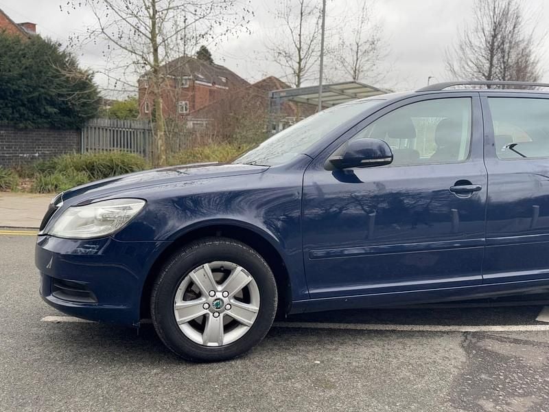 Used Skoda Octavia SE 2011 Blue Estate