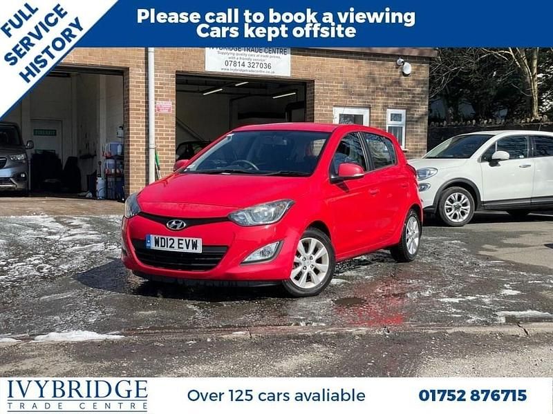 Używany Hyundai i20 Active 85 KM (62 kW) 2012 Czerwony Hatchback