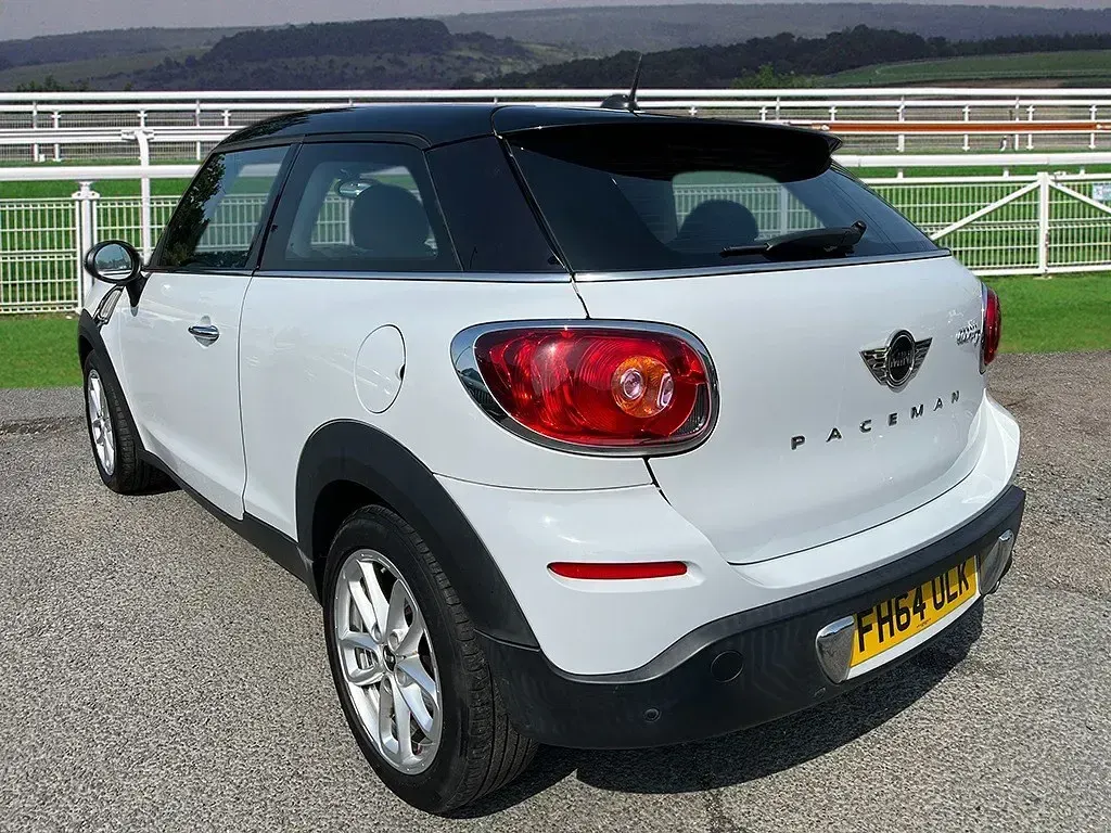 Begagnad Mini Cooper Coupé 2014 Vit Sportkupé