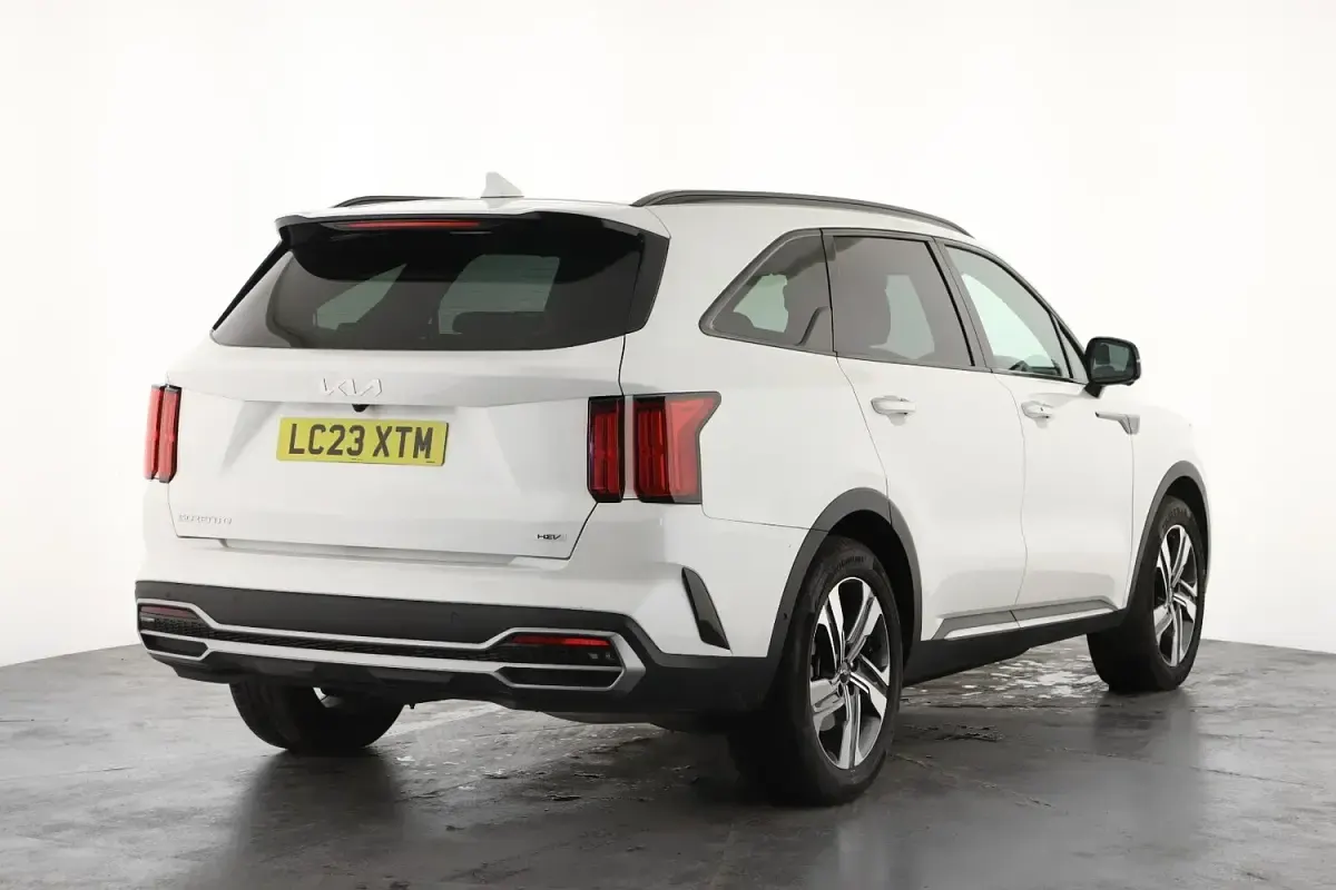 Used Kia Sorento 2023 White SUV