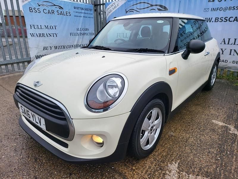 Usado Mini One D Hatch 95 CV (69 kW) 2016 Blanco Utilitario
