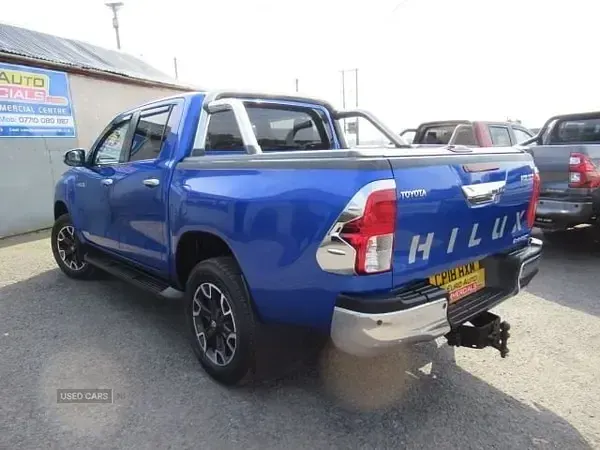 Used Toyota HiLux 150 HP (110 kW) 2018 Blue Pickup