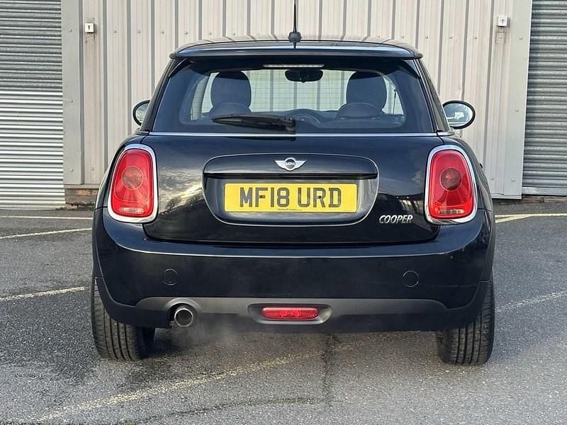 Used Mini Cooper Hatch 136 HP (100 kW) 2018 Black Hatchback