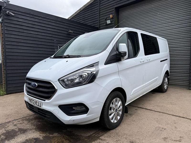 Used Ford Transit Custom Limited 130 HP (95 kW) 2022 White Van